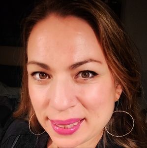 Meet your Posher, Eynat